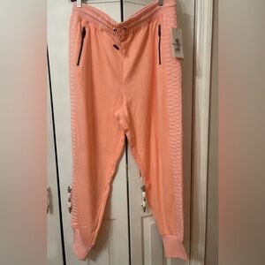 NWT Nine West active jogger pants in a peachy color size XL